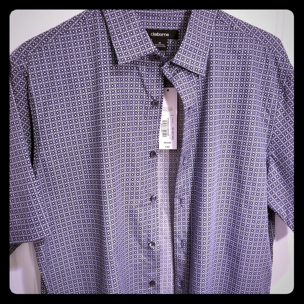 Clairborne Mens Fitted dress shirt Size Med